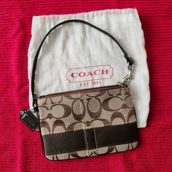 Coach Wristlet - Picture 1 of 5